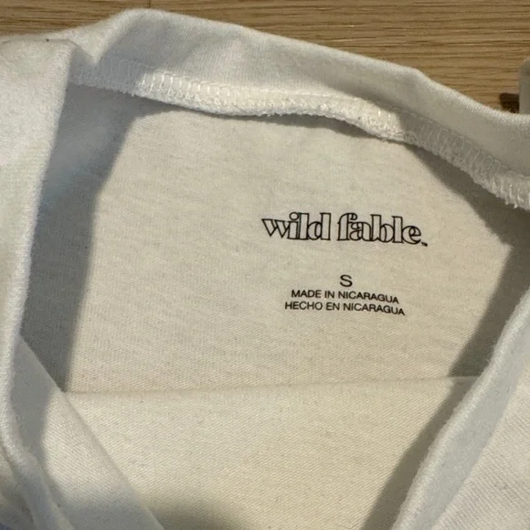 Target Classic Loose Fitting White Cropped Tee - Picture 4 of 4